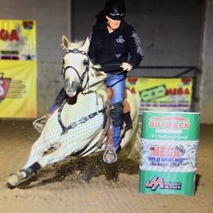 Meet your Posher, Belinda